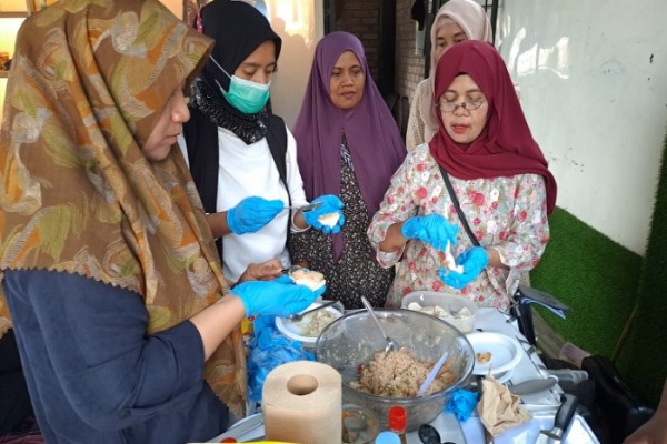 Kampus UMN Gelar Pelatihan Diversifikasi Produk Kuliner dan Sanitasi Bagi UMKM